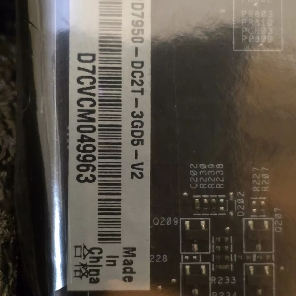 ASUS HOT ITEM! HD7950-DC2T-3GD5-V2 AMD Radeon HD 384-bit Graphics Card. R2S! - Picture 9 of 14